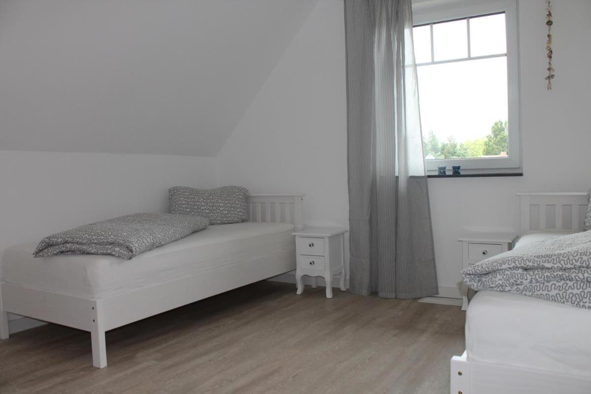 Ferienhaus Svea In บอร์น ภายนอก รูปภาพ