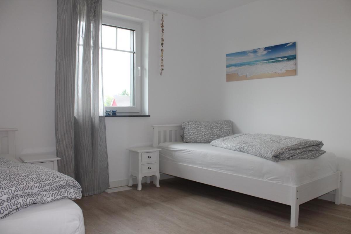 Ferienhaus Svea In บอร์น ภายนอก รูปภาพ